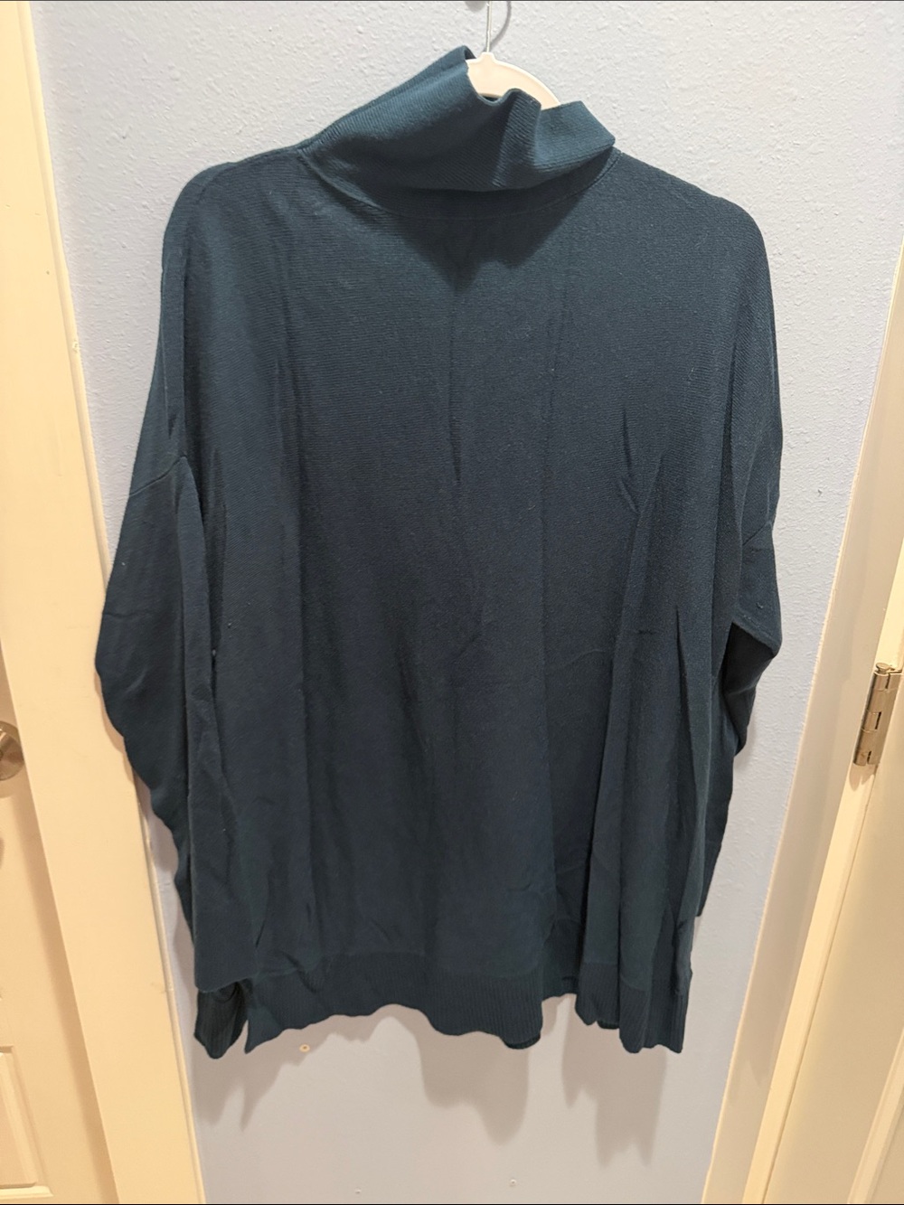 LOFT Bundle of 2 Teal/Green Women's Turtleneck Sweaters